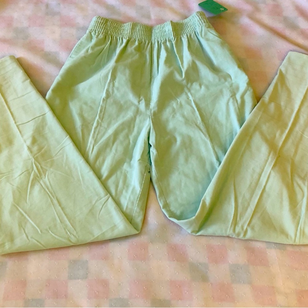 Saks Fifth Avenue pull-on corduroy pants. Size 12